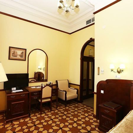 Garni Hotel Minszk Kültér fotó