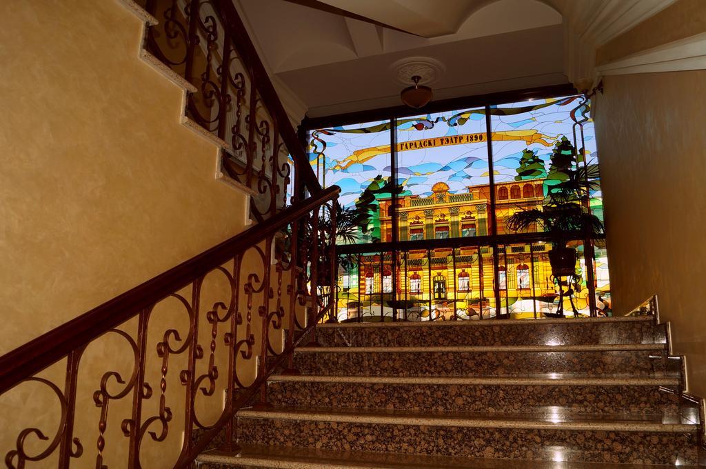 Garni Hotel Minszk Kültér fotó