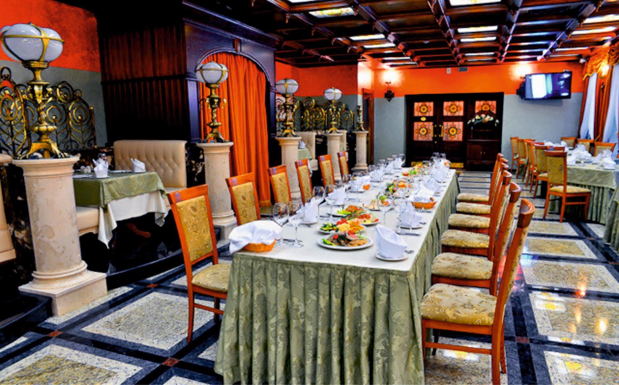 Garni Hotel Minszk Kültér fotó