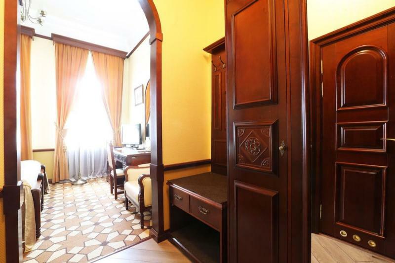 Garni Hotel Minszk Kültér fotó