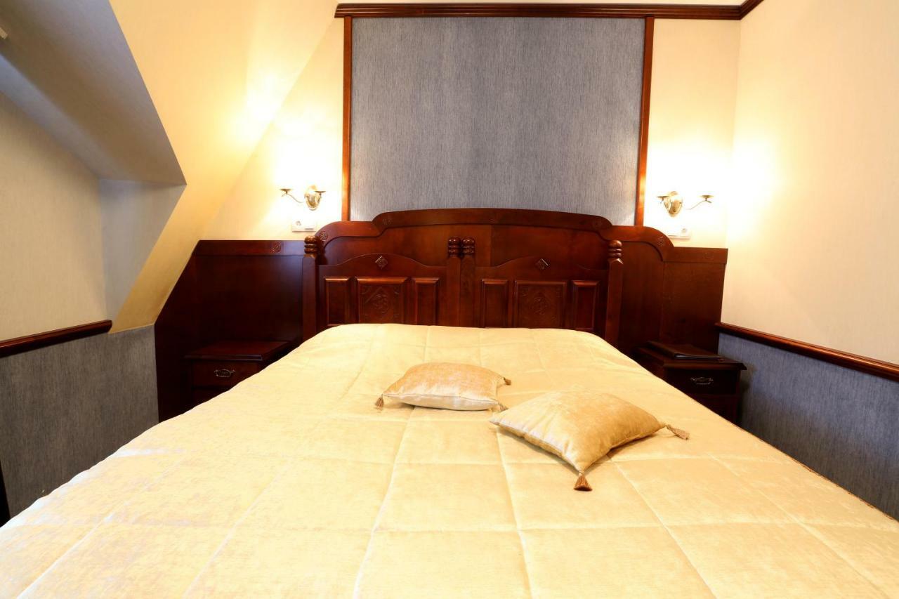 Garni Hotel Minszk Kültér fotó